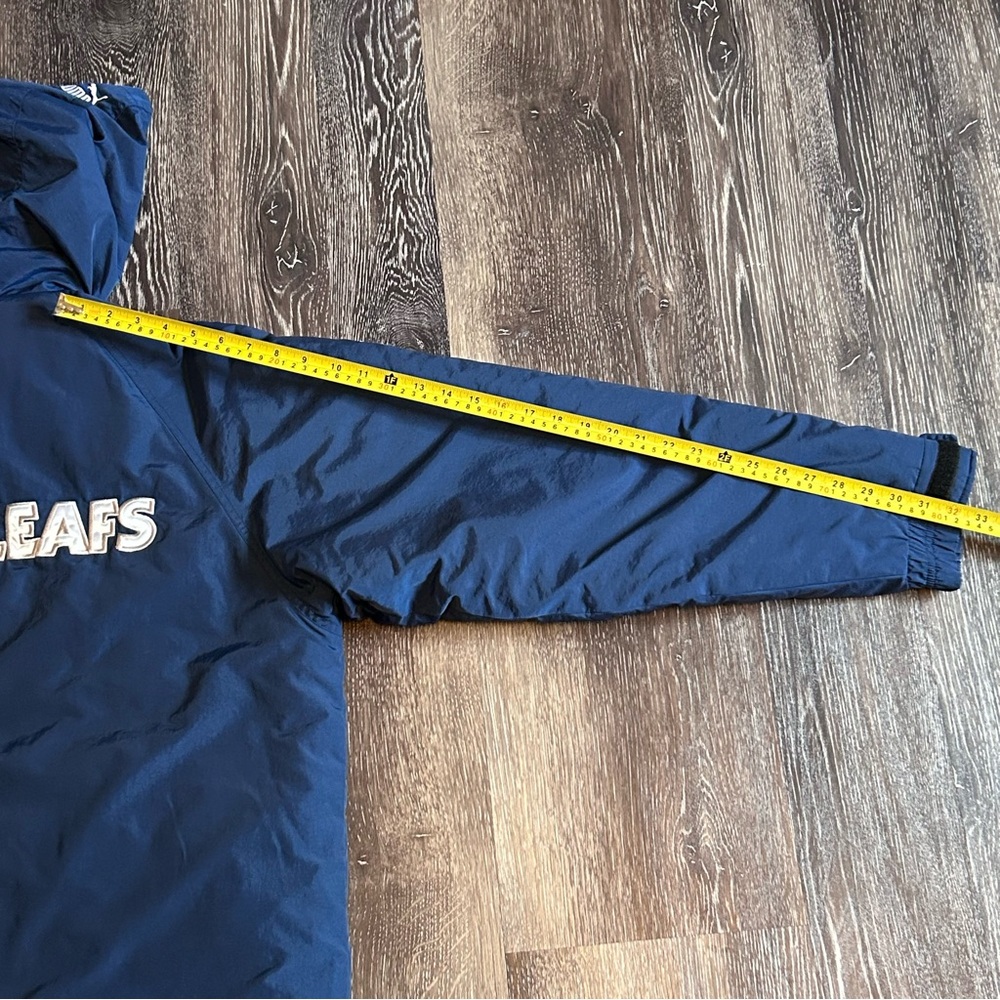 Vintage Puma NHL Toronto Maple Leaf Winter Hooded Jacket Size Large Read - Picture 9 of 15